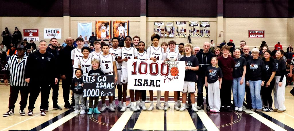 Ellsworth hits 1,000 in Uniontown win. B1 HeraldStandard(00)